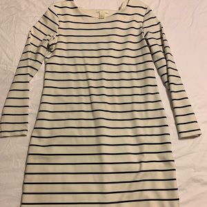 Back and White Long Sleeve Dress